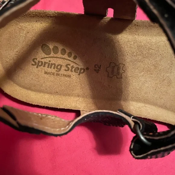 Spring Step Sandals multi-colored w/2” wedge heel, size 42 - Picture 3 of 6